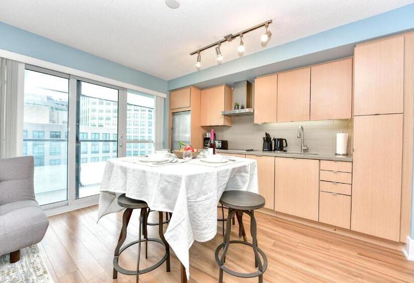 هتل 300 Front Property