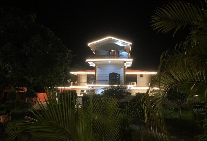 ホテル Corbett Atulyam Home Stay