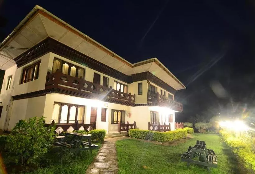 هتل Dragons Nest Resort