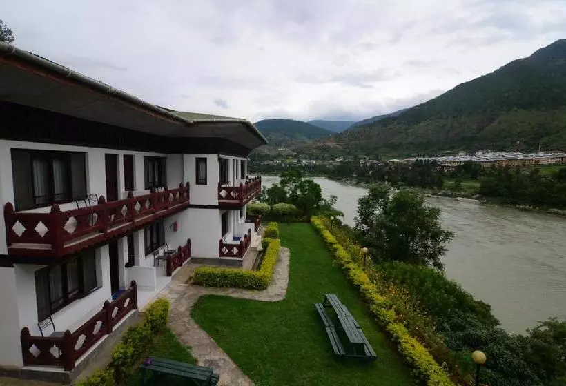 هتل Dragons Nest Resort