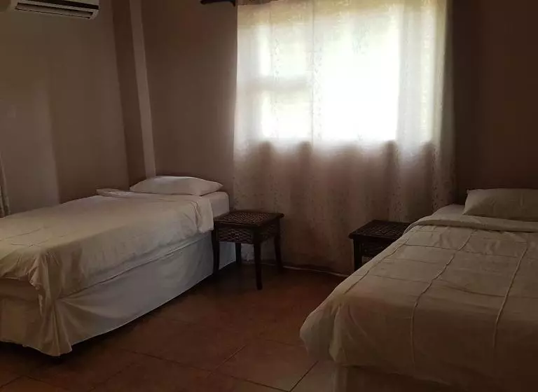 Hotelli Golden Dawn Chalets