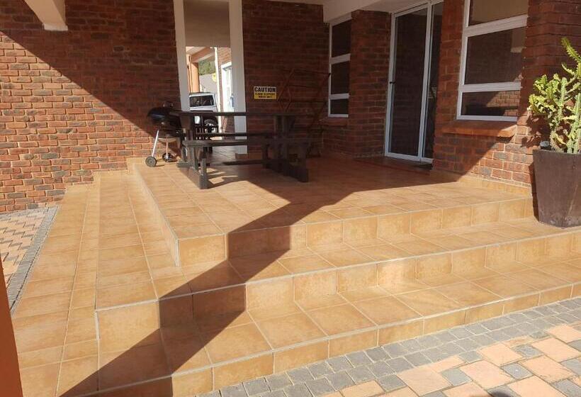 فندق Golden Dawn Chalets