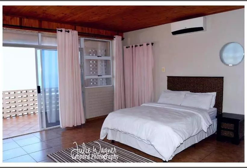 Hotelli Golden Dawn Chalets