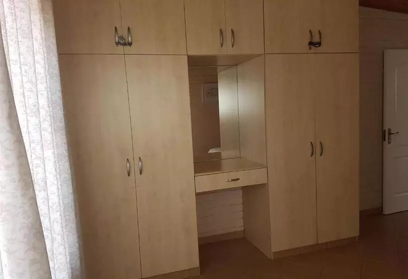 Hotelli Golden Dawn Chalets