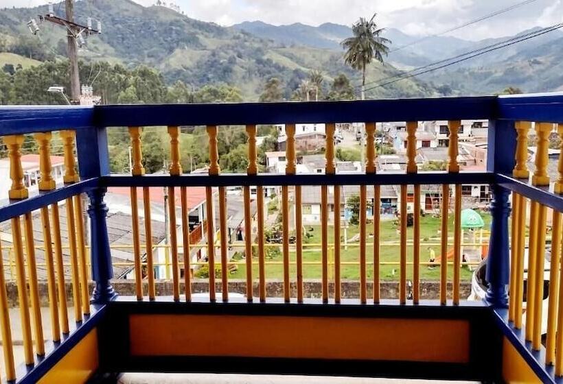 هتل Hospedaje Camino Real