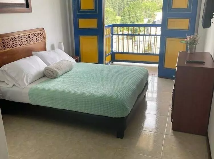 ホテル Hospedaje Camino Real
