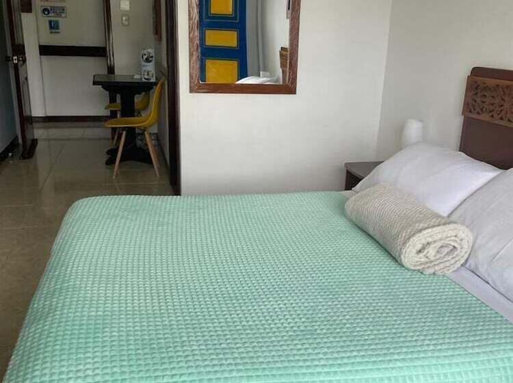 هتل Hospedaje Camino Real