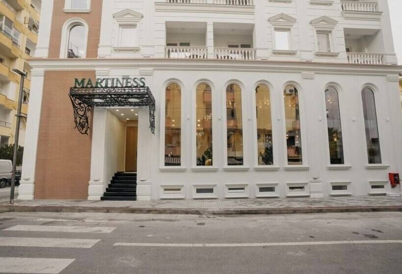 هتل Martiness