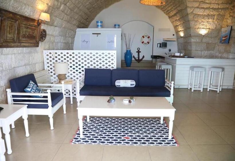 پانسیون Le Blanc Bleu