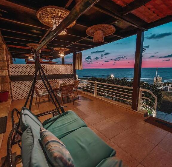 پانسیون Le Blanc Bleu