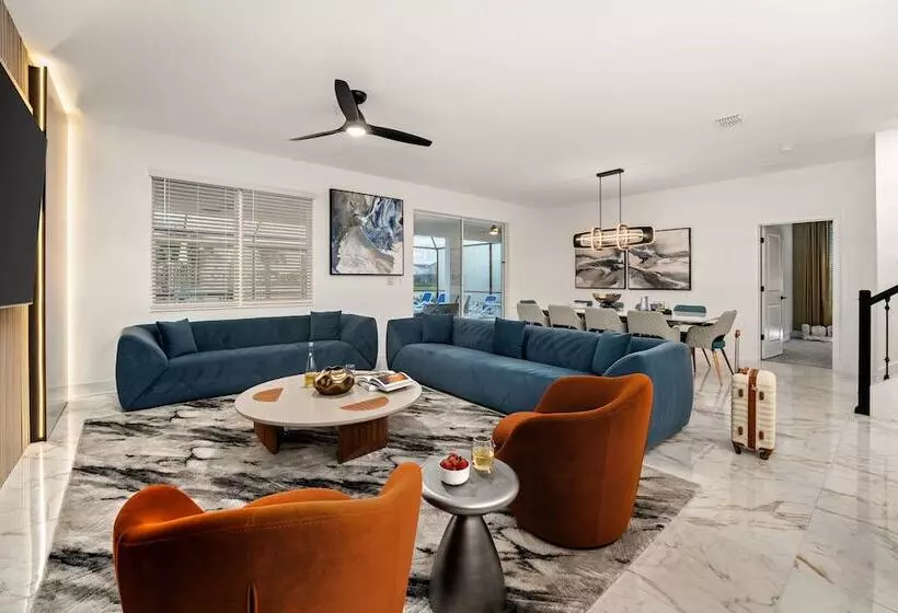 Villatel Orlando Resort