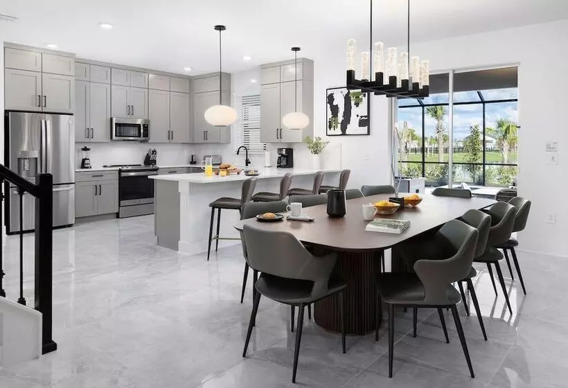 Villatel Orlando Resort