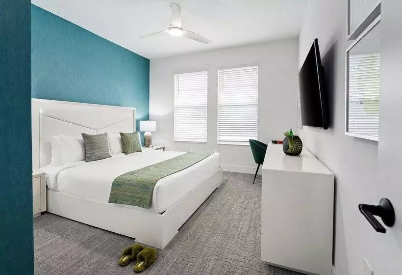 Villatel Orlando Resort