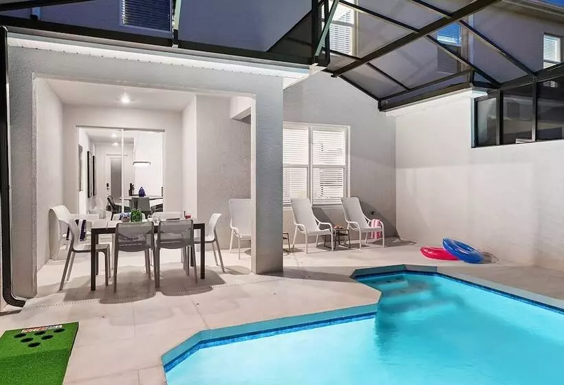 Villatel Orlando Resort