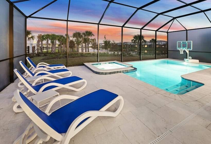 Villatel Orlando Resort