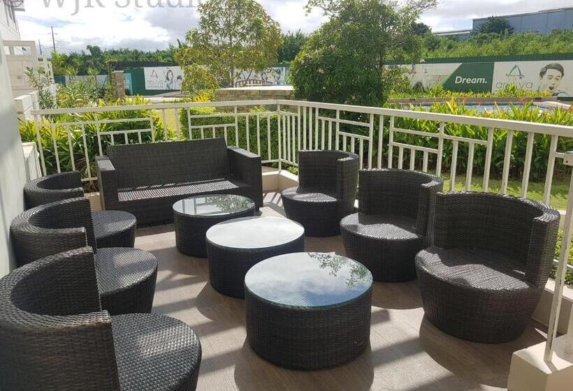 Anuva Prime 3  Queen Bed Suite Modern Stylish