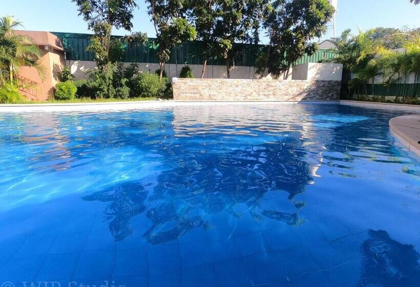 Anuva Prime 3  Queen Bed Suite Modern Stylish