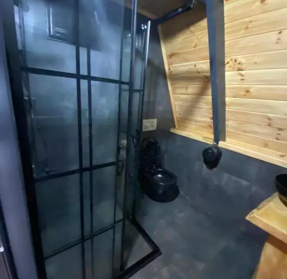 Aamiaismajoitus (B&B) Bgc Suit Bungalov