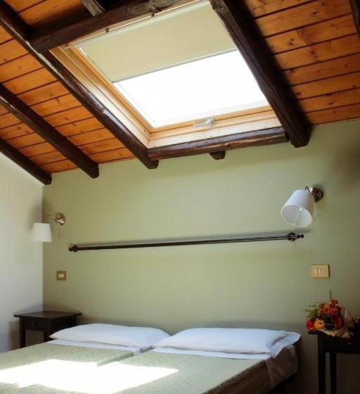 ベッドアンドブレックファースト Da Laura