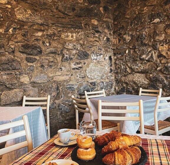 ベッドアンドブレックファースト Da Laura