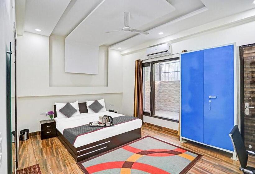 Collection O Hotel The Sunrise