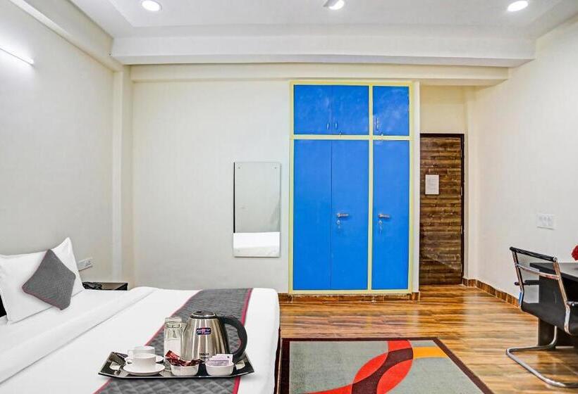 Collection O Hotel The Sunrise