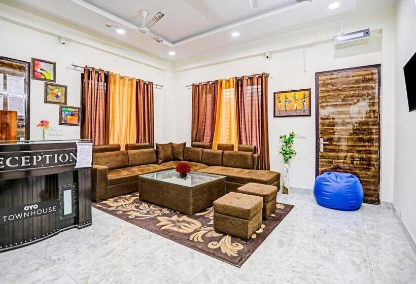 Collection O Hotel The Sunrise