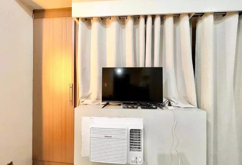 Elegant Condo Hotel Across Naia Airport Terminal 3 Newport City