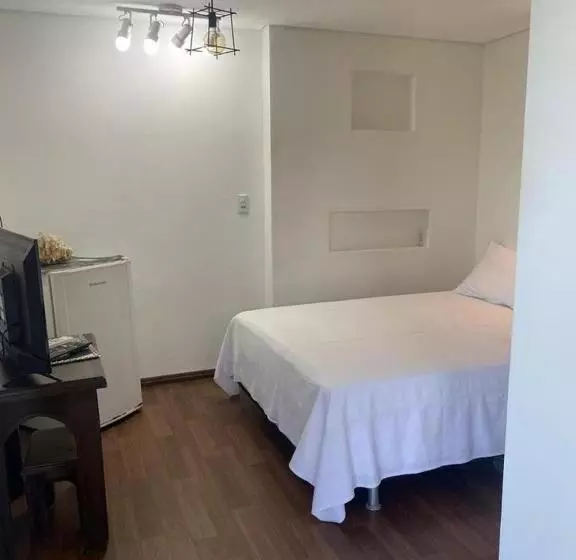 Explorer Hostel