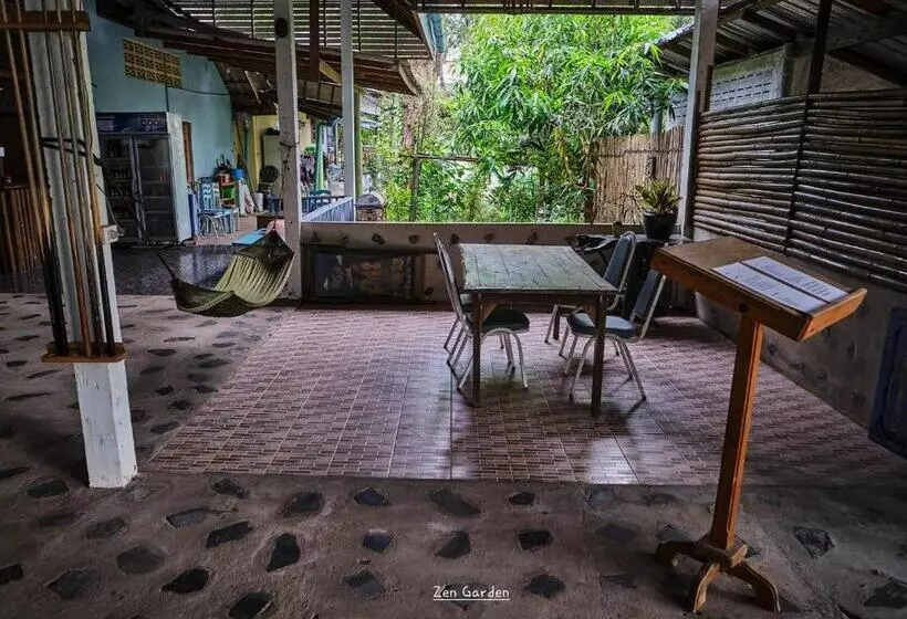 ホテル Chor Chaba