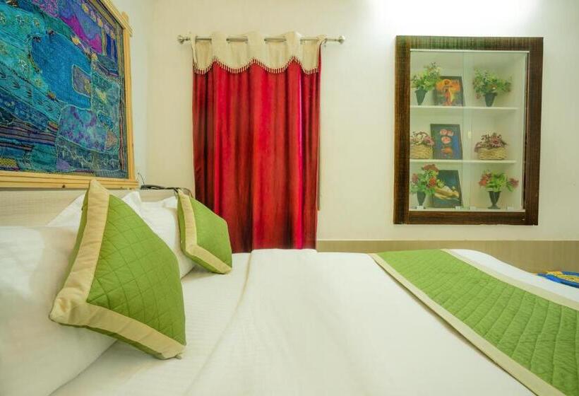 Hotel Moscow Haveli & Desert Safari