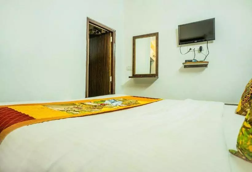 ホテル Moscow Haveli & Desert Safari