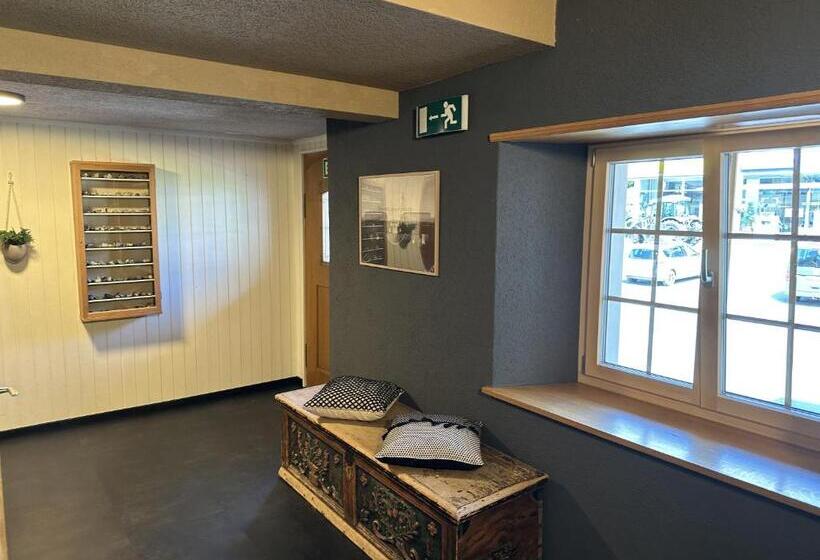 בית מלון כפרי Pez Regina   Nordic Style Alps