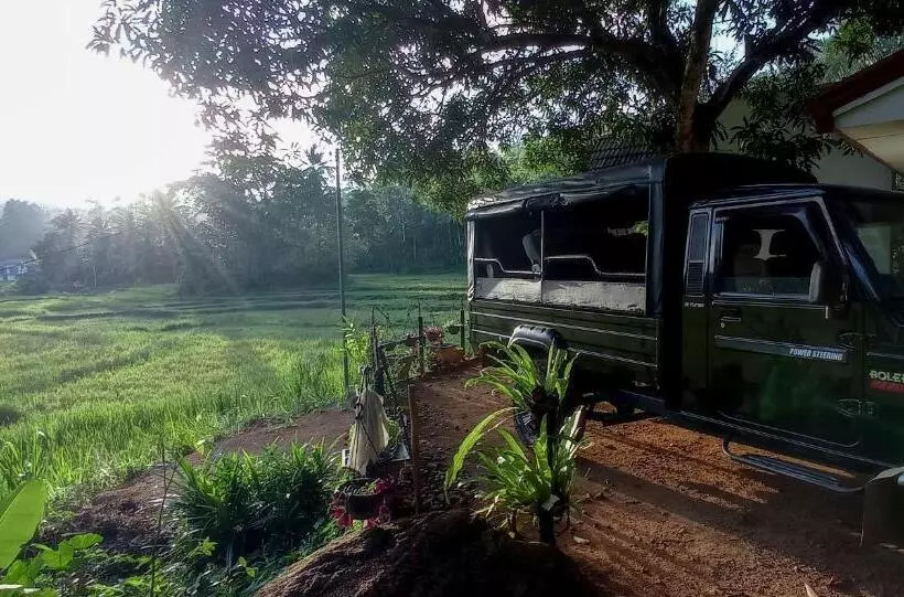 Hotelli Rain Forest Star