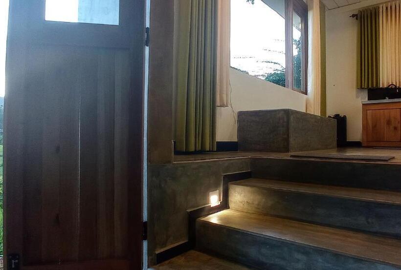 Hotel Rain Forest Star