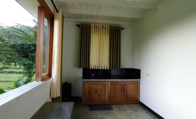 Hotel Rain Forest Star