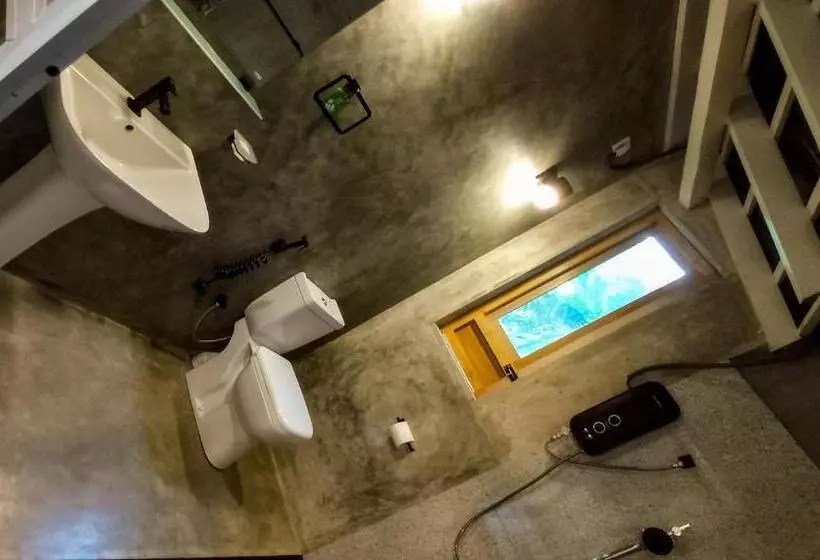 Hotelli Rain Forest Star