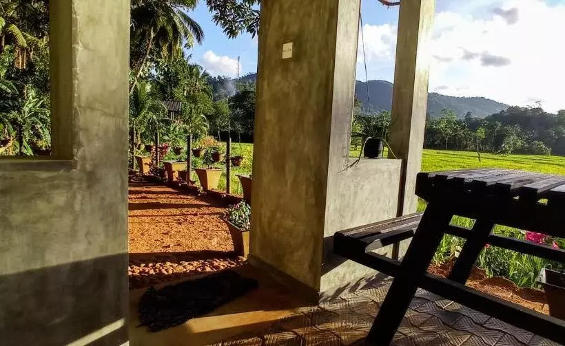 Hotelli Rain Forest Star