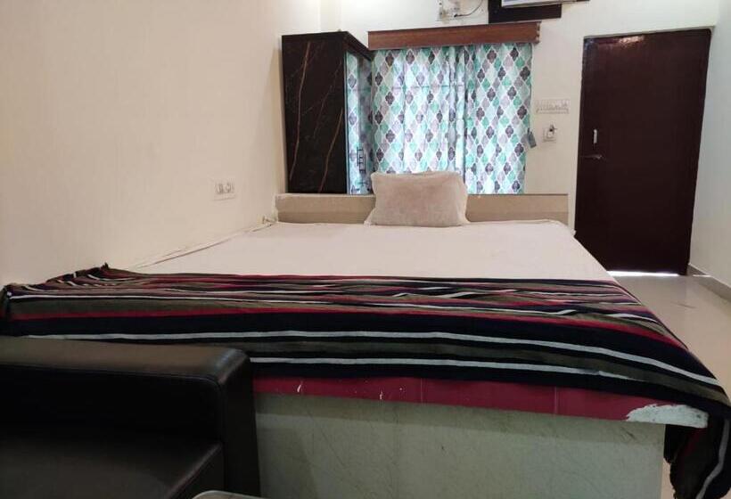 בית מלון כפרי Sea Land Mondarmoni