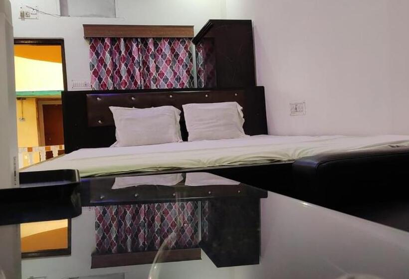 בית מלון כפרי Sea Land Mondarmoni