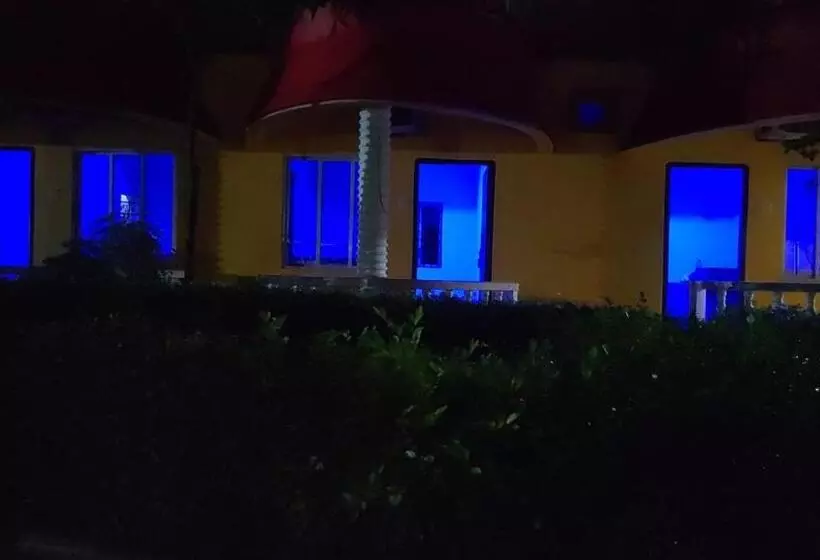 ホテル Sea Land Mondarmoni