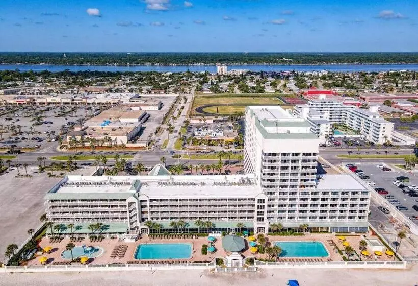Modern Beach Condo Daytona Beach