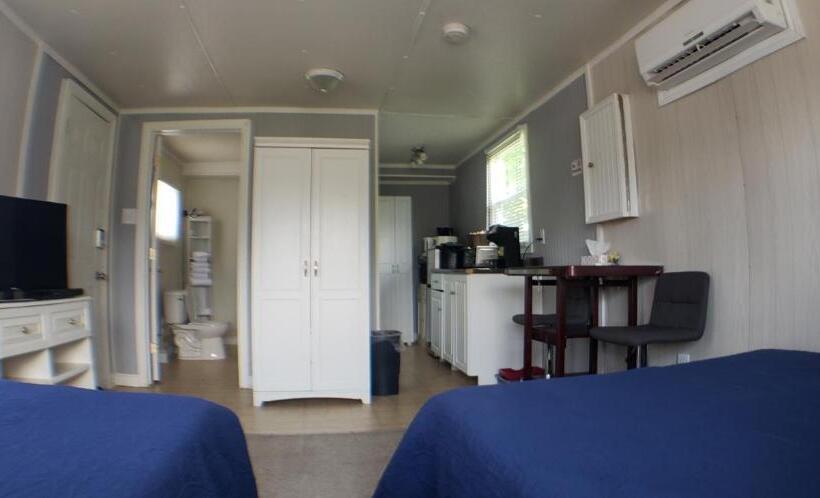 Мотель Capeway Extended Stay Lodge