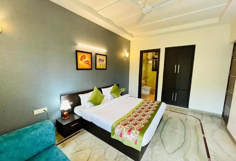 ペンション Dayal Regency Near Imt Chowk Manesar, Manesar