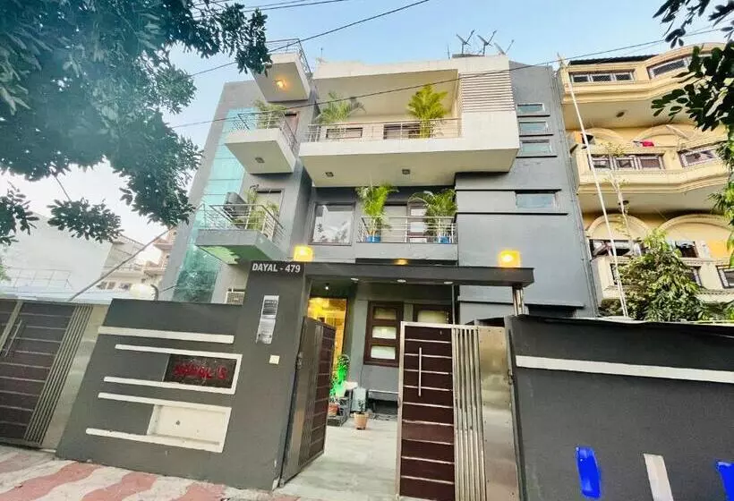 ペンション Dayal Regency Near Imt Chowk Manesar, Manesar