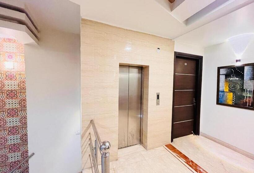 Pensione Dayal Regency Near Imt Chowk Manesar, Manesar