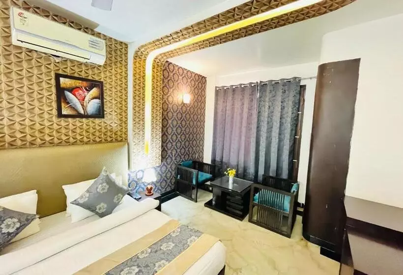 ペンション Dayal Regency Near Imt Chowk Manesar, Manesar