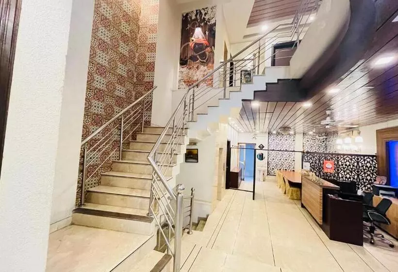 ペンション Dayal Regency Near Imt Chowk Manesar, Manesar