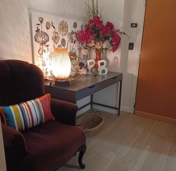 پانسیون Gardenia Free Parking