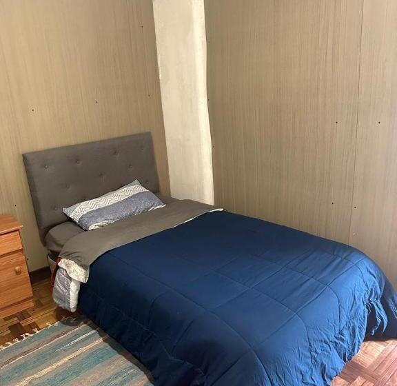 פנסיון Hostal Gloria Quintamar